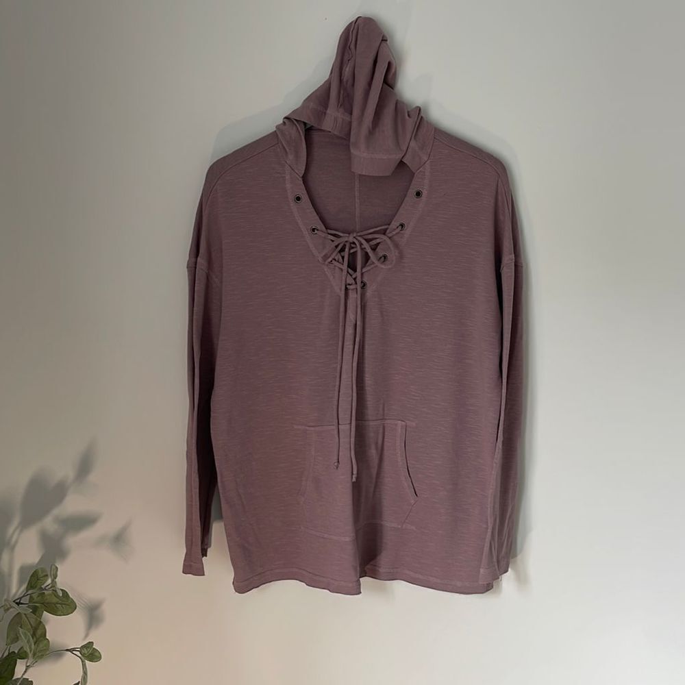 Mossimo & Co. Women’s Hooded Sweatshirt. Size XL Lavender Color